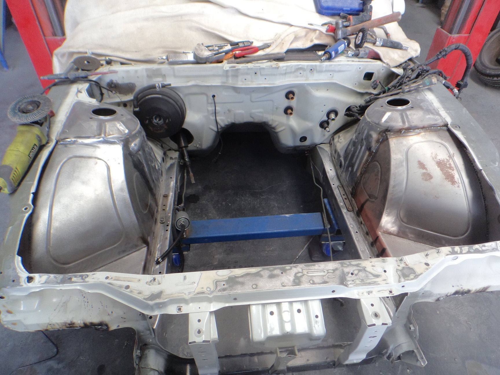 Nissan 180SX / S13 / S14 / S15 Silvia Replacement Full Custom Tub Kit