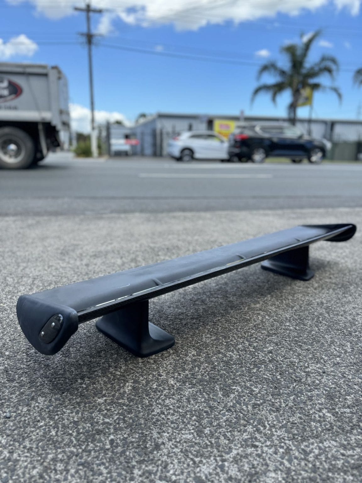 Luxury Sports LS Factory GTR Style Rear Spoiler With Carbon Mid Blade For Nissan Skyline R34 SR