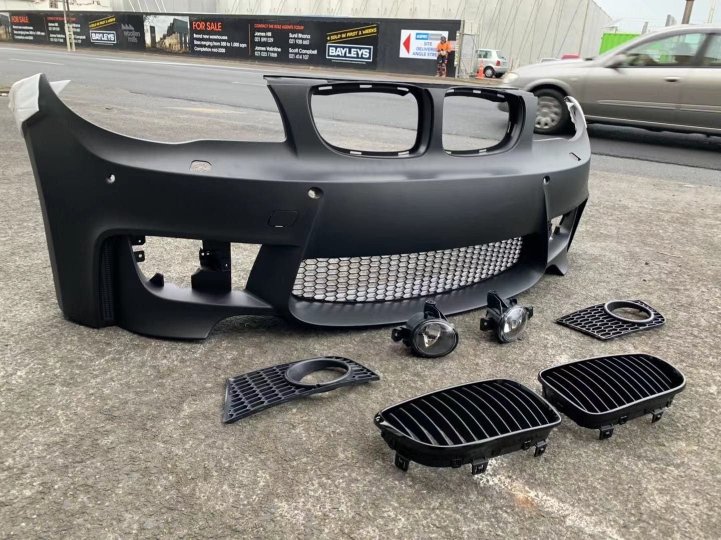 Luxury Sports Luxury Sports 1M Style Front Bumper For BMW E82 E87 -PP SR