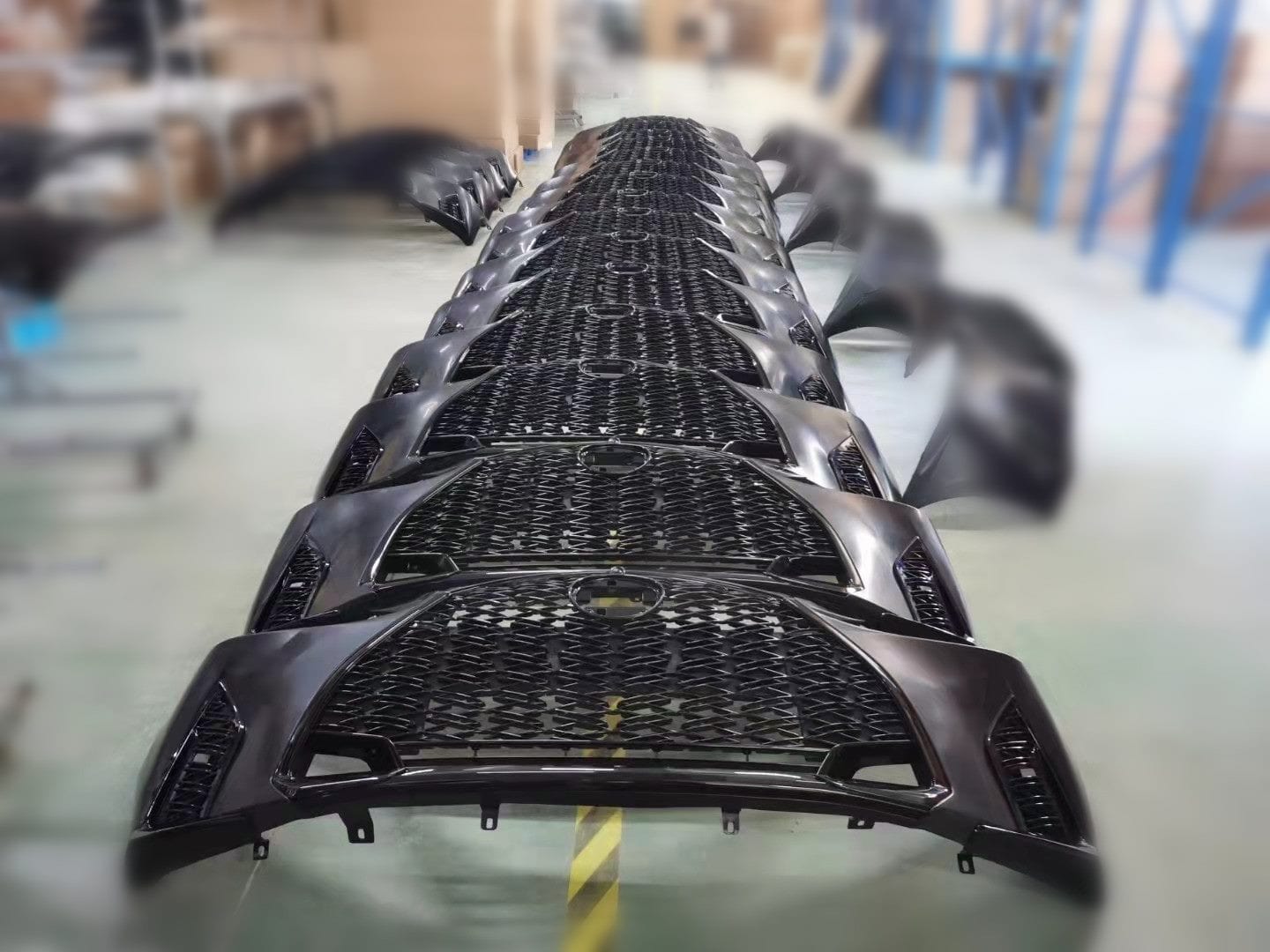 Luxury Sports Luxury Sports 2021 ISF Version Front Bumper For Lexus IS 06-12 SR