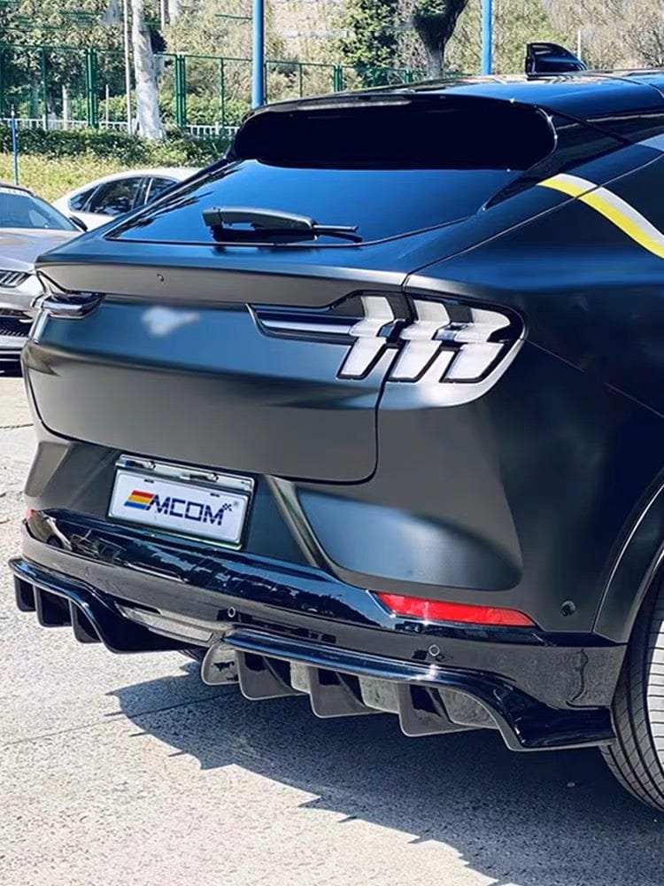 Luxury Sports Luxury Sports ABS Plasic Lip Kit In Gloss Black For Ford Mustang Mach-E GT -PP SR