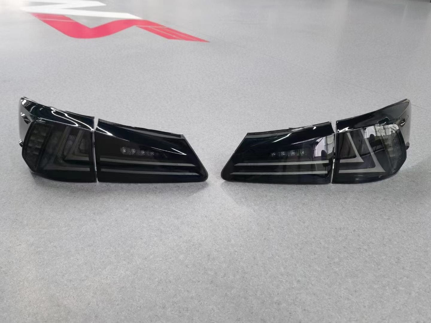 Luxury Sports Luxury Sports Aftermarket Smoked Tail Light For Lexus IS 06-12 -PP SR