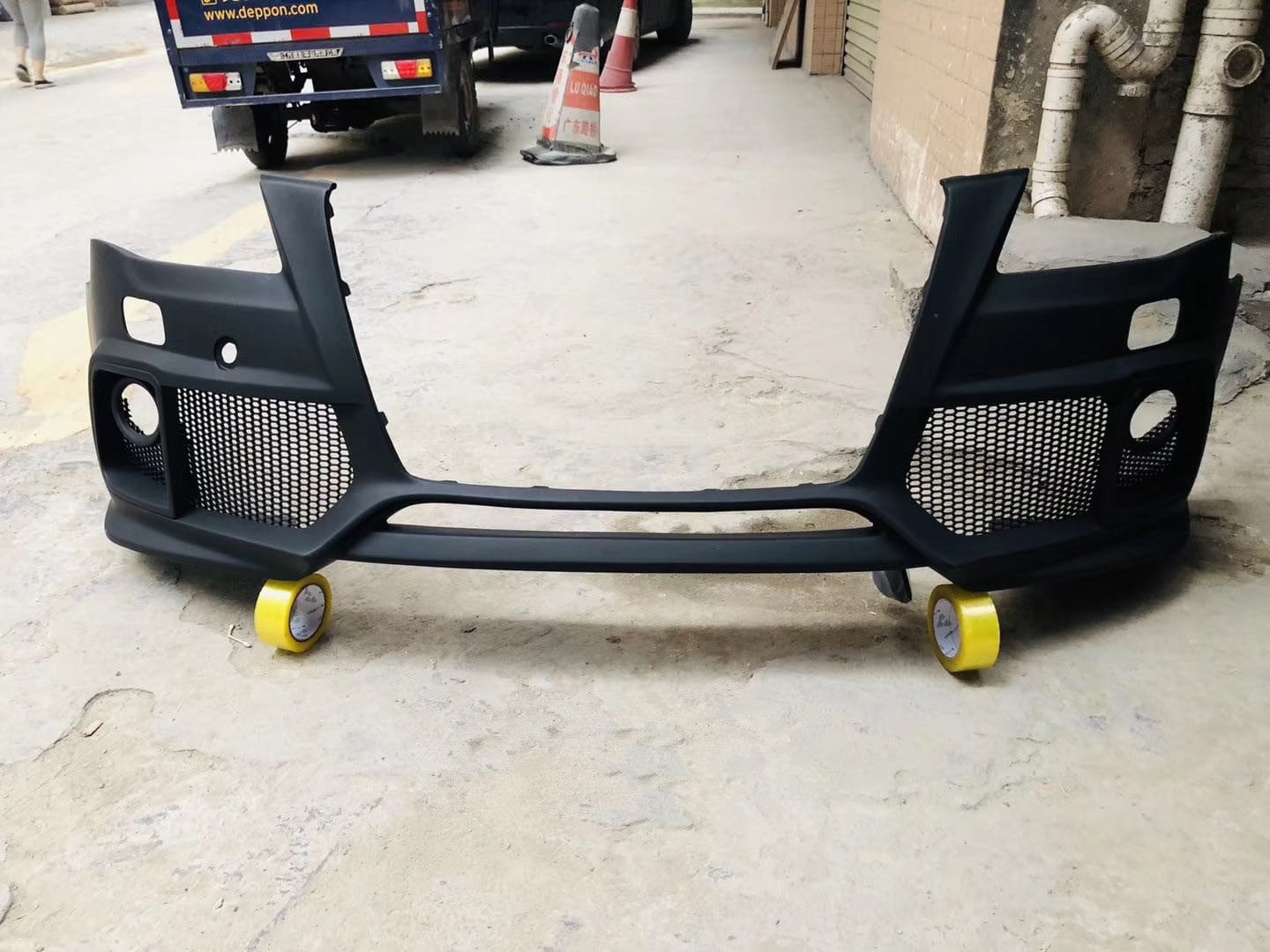 Luxury Sports Luxury Sports Caractere Style Front Bumper For Audi A4 B8 -PP SR