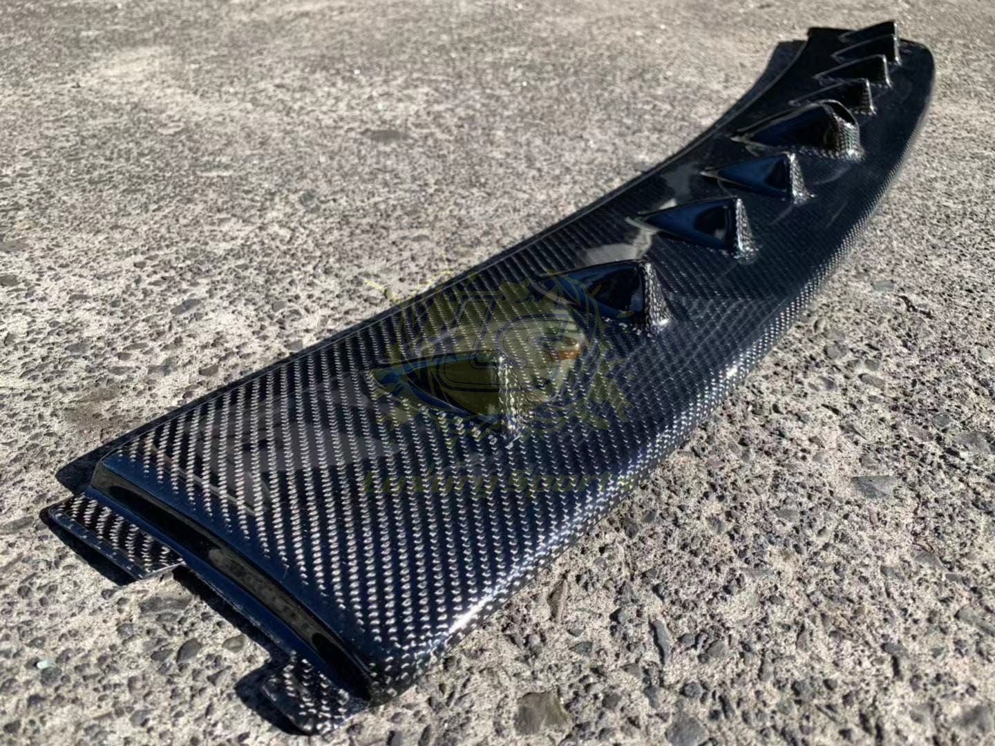 Luxury Sports Luxury Sports Carbon Vortex Generator Roof Fin For Mitsubishi EVO 7-9 SR