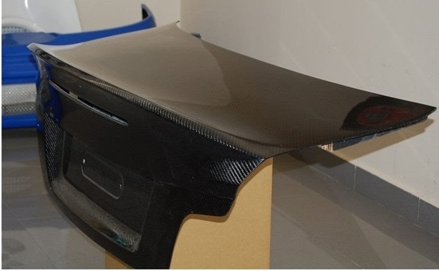 Luxury Sports Luxury Sports CSL Style Carbon Boot Lid For BMW E82-PP SR