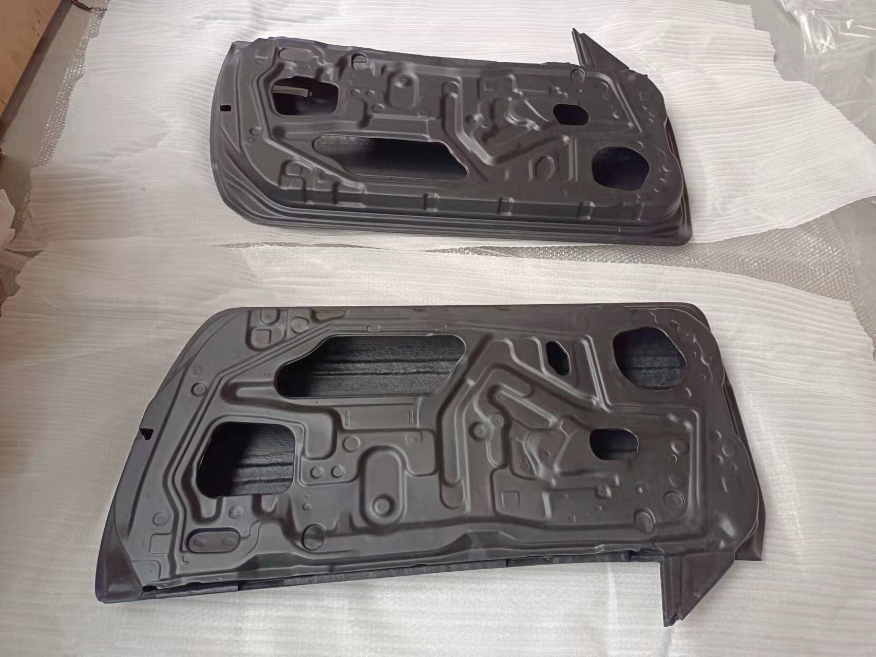 Luxury Sports Luxury Sports Factory OEM Style Carbon Door For Nissan Skyline R34 2DR -PP SR