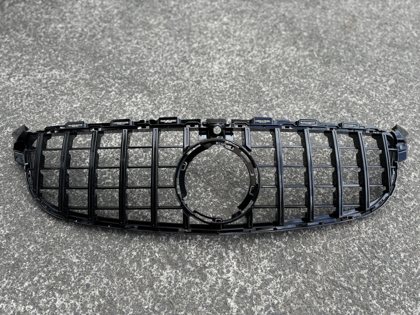 Luxury Sports Luxury Sports GT Black Front Grill For Mercedes Benz FL W205 C63 19-21 SR