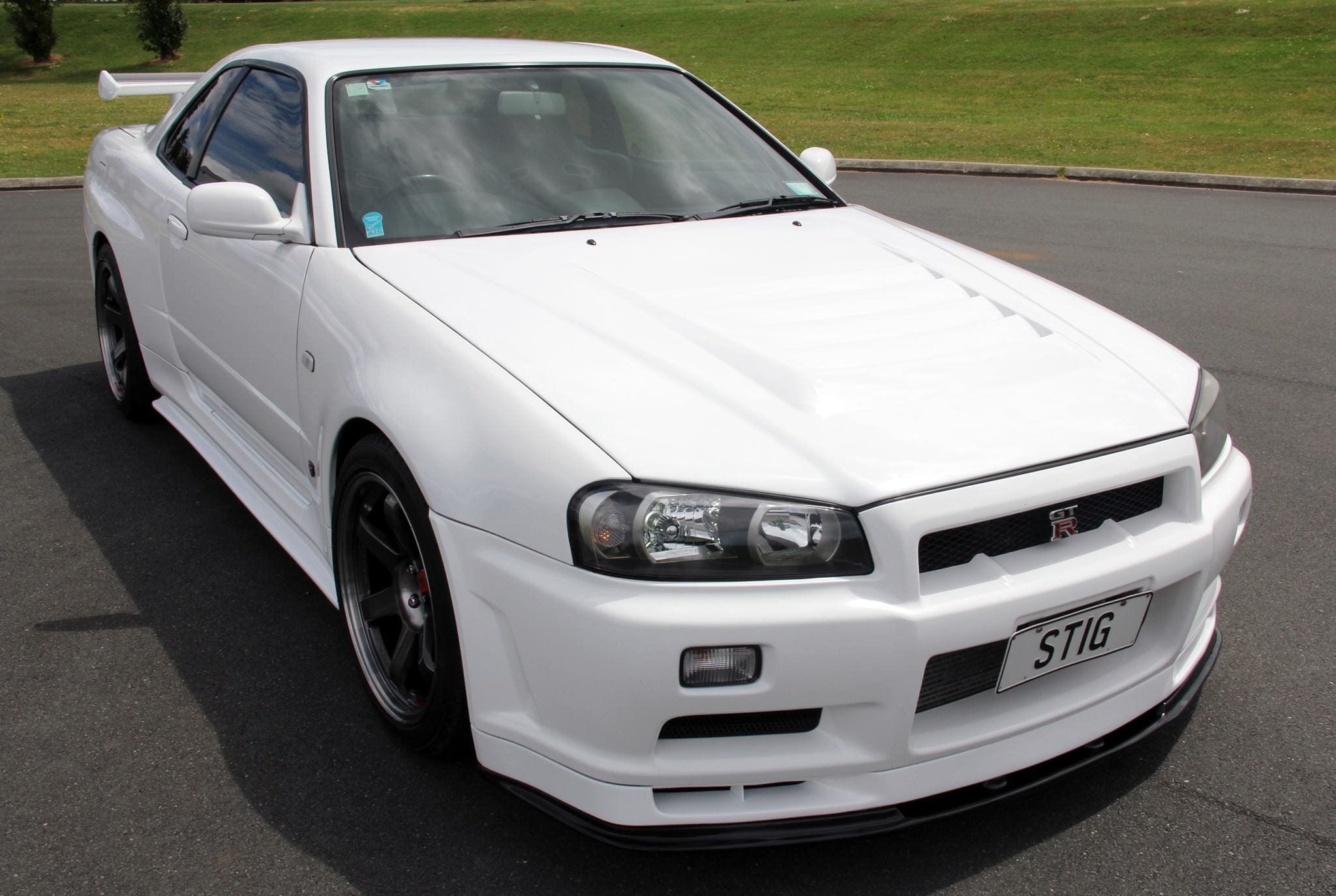 Luxury Sports Luxury Sports Nismo Style Fiberglass Bonnet For Nissan Skyline R34 GTR SR