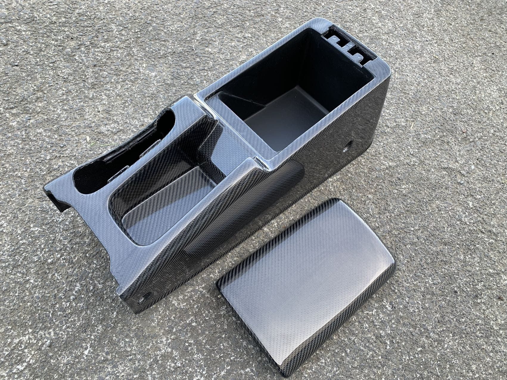 Luxury Sports Luxury Sports OEM Style Carbon Center Console With Lid For Nissan Skyline R32 SR