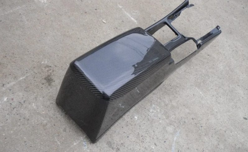 Luxury Sports Luxury Sports OEM Style Carbon Center Console With Lid Nissan Skyline R34 -PP SR