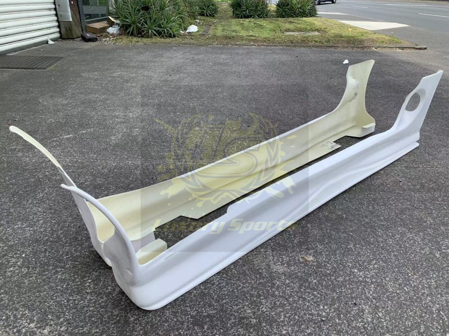 Luxury Sports SR Ridox Style Side Skirts For Toyota Supra SR