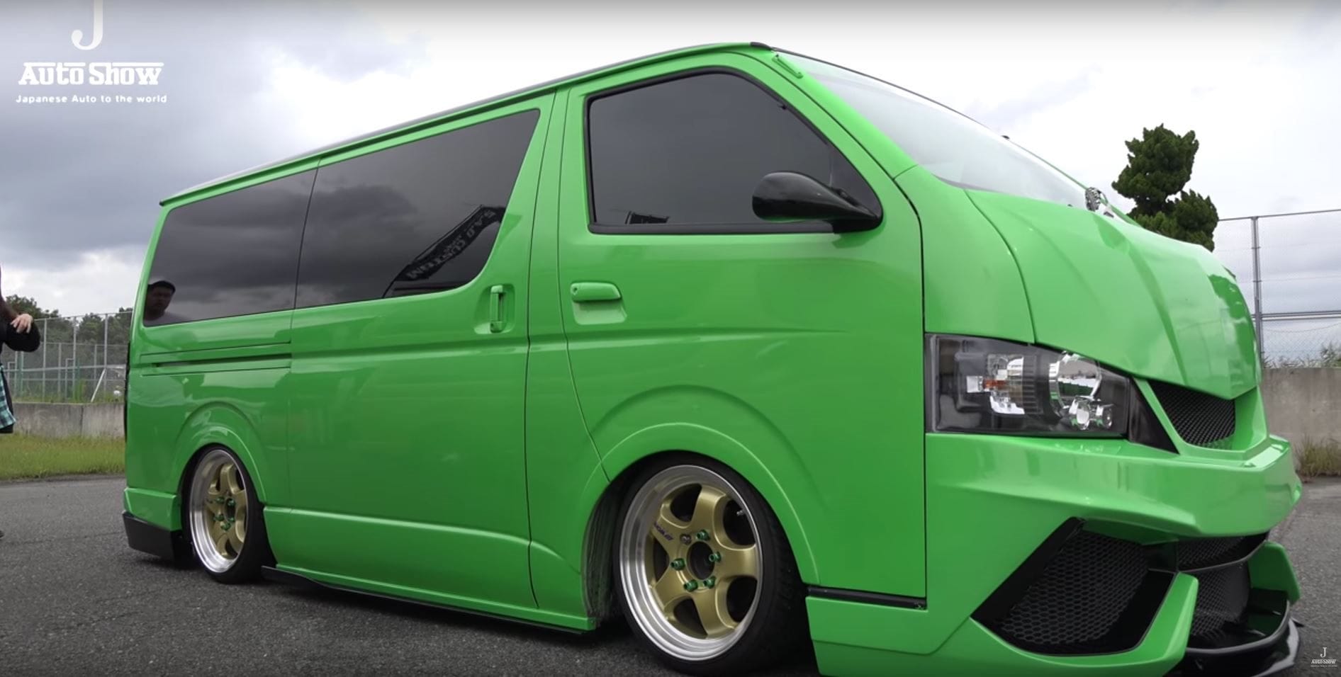 Luxury Sports Luxury Sports SAD Style Bodykit For Toyota Hiace 200 -PP SR