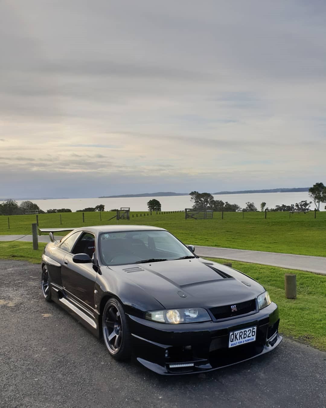 Luxury Sports Luxury Sports Top Secret Style Carbon Bonnet For Nissan Skyline R33 GTR -PP SR