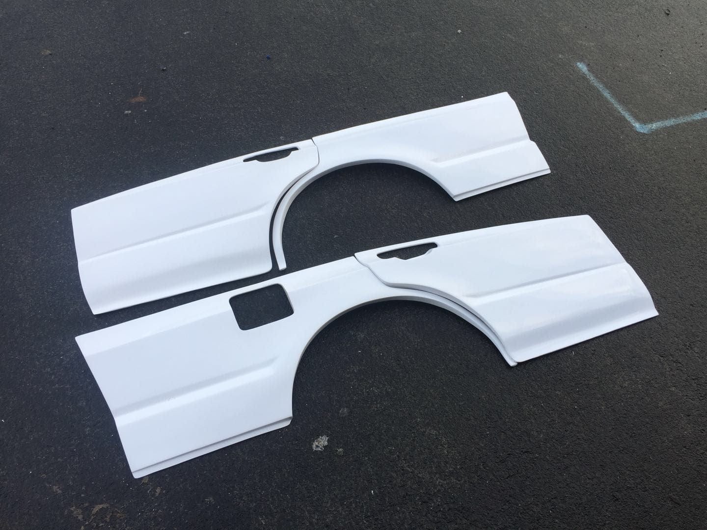 Luxury Sports Luxury Sports Uras Style 4PCS Rear Fender For Nissan Skyline R34 4DR SR