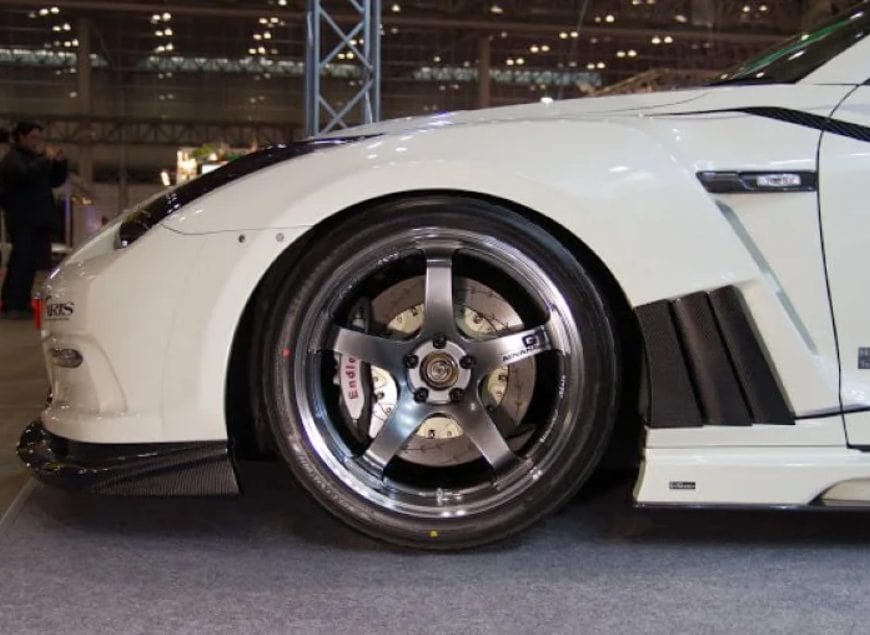 Luxury Sports SR Varis 13 Style Front Fender With Carbon Fin For Nissan R35 -PP SR