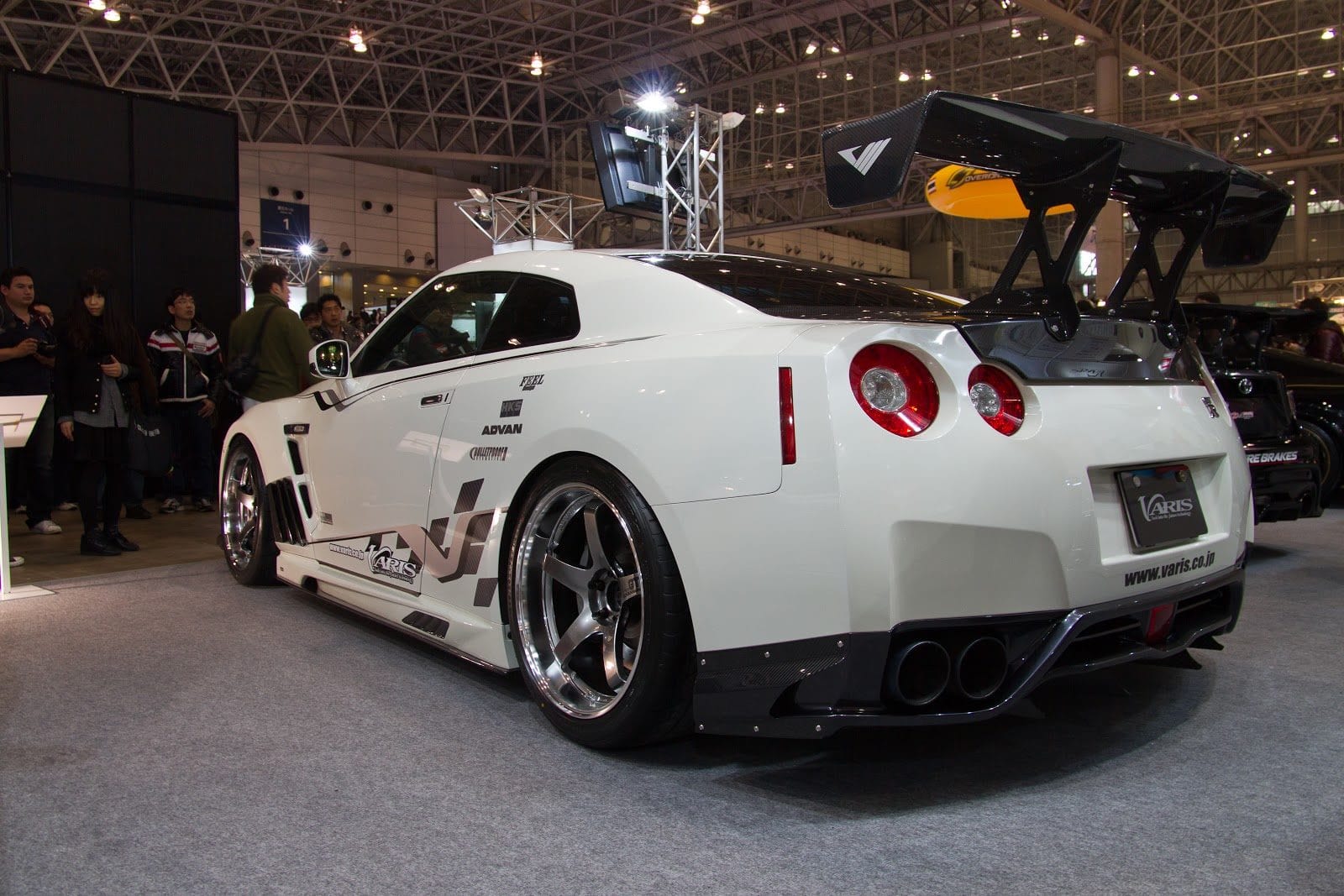 Luxury Sports Luxury Sports Varis 13 Version Bodykit For R35 GTR-PP SR