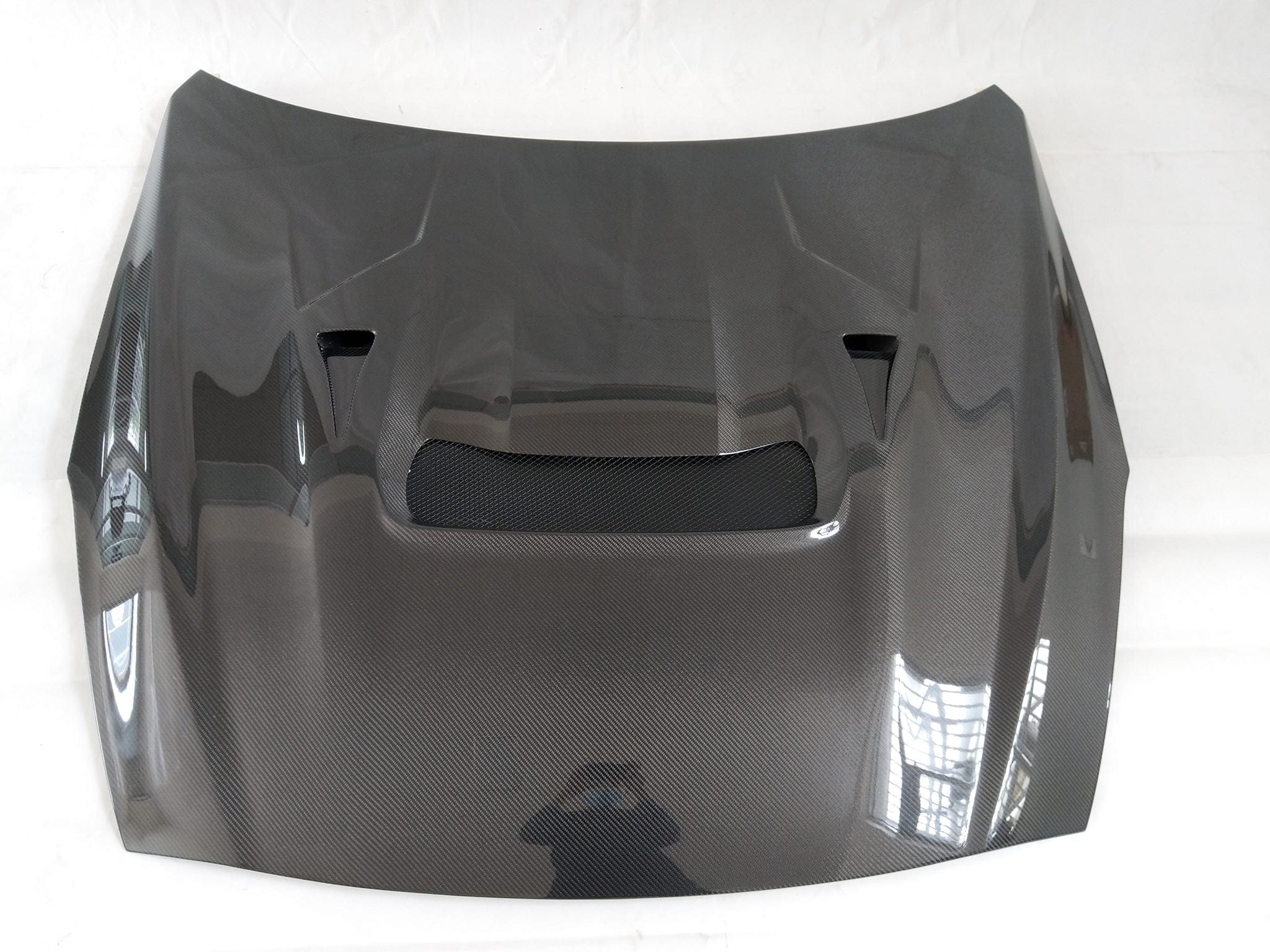 Luxury Sports Luxury Sports Varis Style Carbon Bonnet For GTR R35 17 up -PP SR