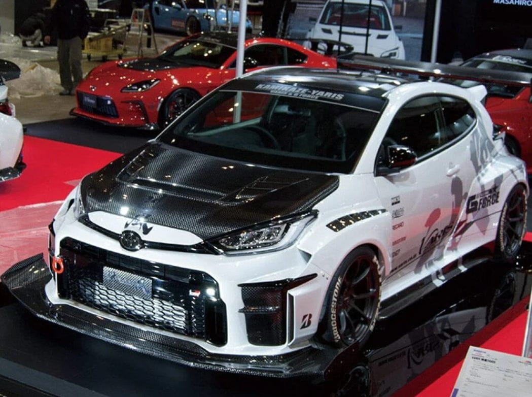 Luxury Sports Luxury Sports Varis Style Carbon Bonnet For Toyota GR Yaris -PP SR