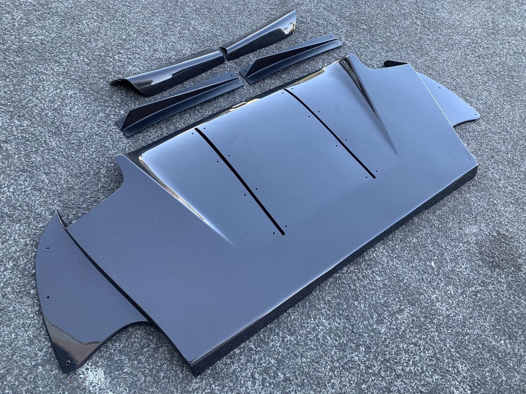 Luxury Sports Luxury Sports Varis Style Carbon Rear Diffuser For Mitsubishi EVO 9 -PP SR