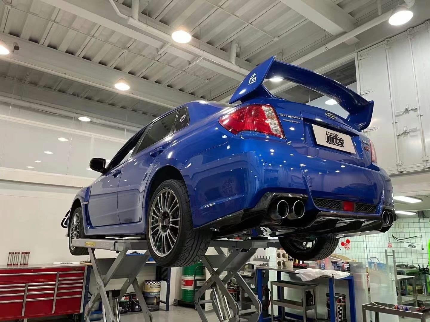 Luxury Sports Luxury Sports Varis Style Rear Diffuser With Side Pieces For Impreza V11 GVB -PP SR