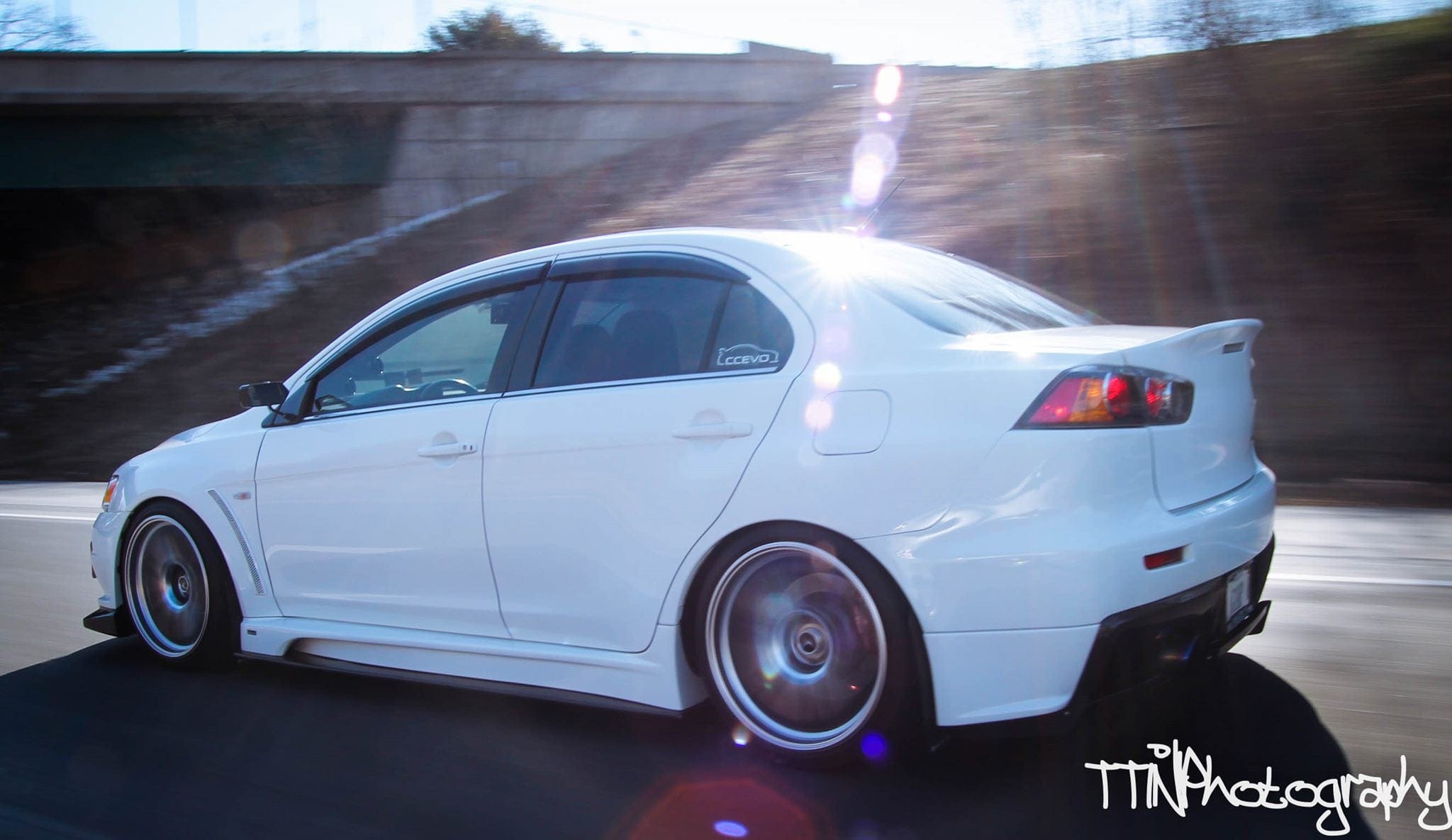 Luxury Sports Luxury Sports Varis Style Side Skirts With Extension For Mitsubishi EVO X -PP SR