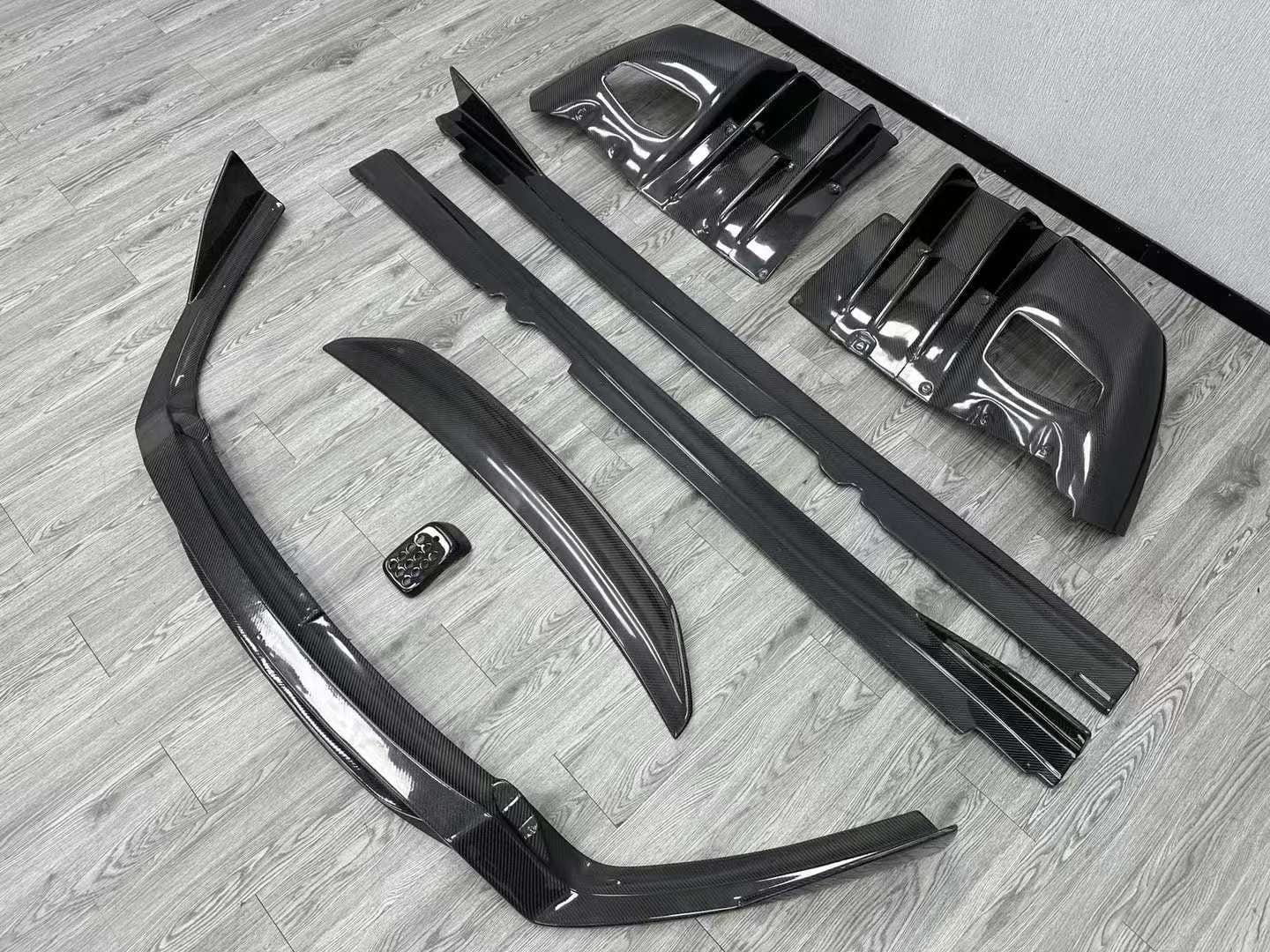 Luxury Sports Pay Total Price Now Luxury Sports DMC Style Bodykit For Ferrari F12-PP SR