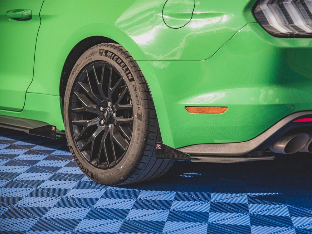 Maxton Design Black-Red + Gloss Flaps Street PRO Rear Side Splitters V.1 (+flaps) Ford Mustang GT MK6 Facelift 2017- Maxton Design SR