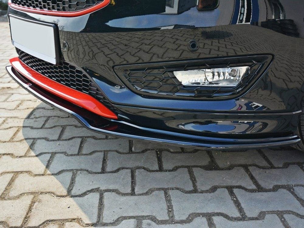 Maxton Design Carbon Look / White Front Splitter V.2 Ford Focus 3 St-line (Facelift) 2015-2018 Maxton Design SR