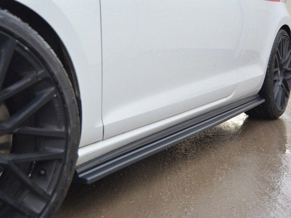 Maxton Design Carbon Look / Yellow Side Skirts Diffusers VW Golf 7 GTI 2012-2016 Maxton Design SR