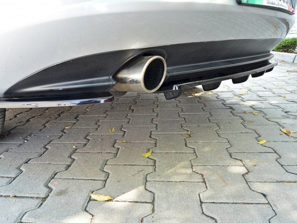 Maxton Design Central Rear Splitter Alfa Romeo 159 (With Vertical Bars) Maxton Design SR