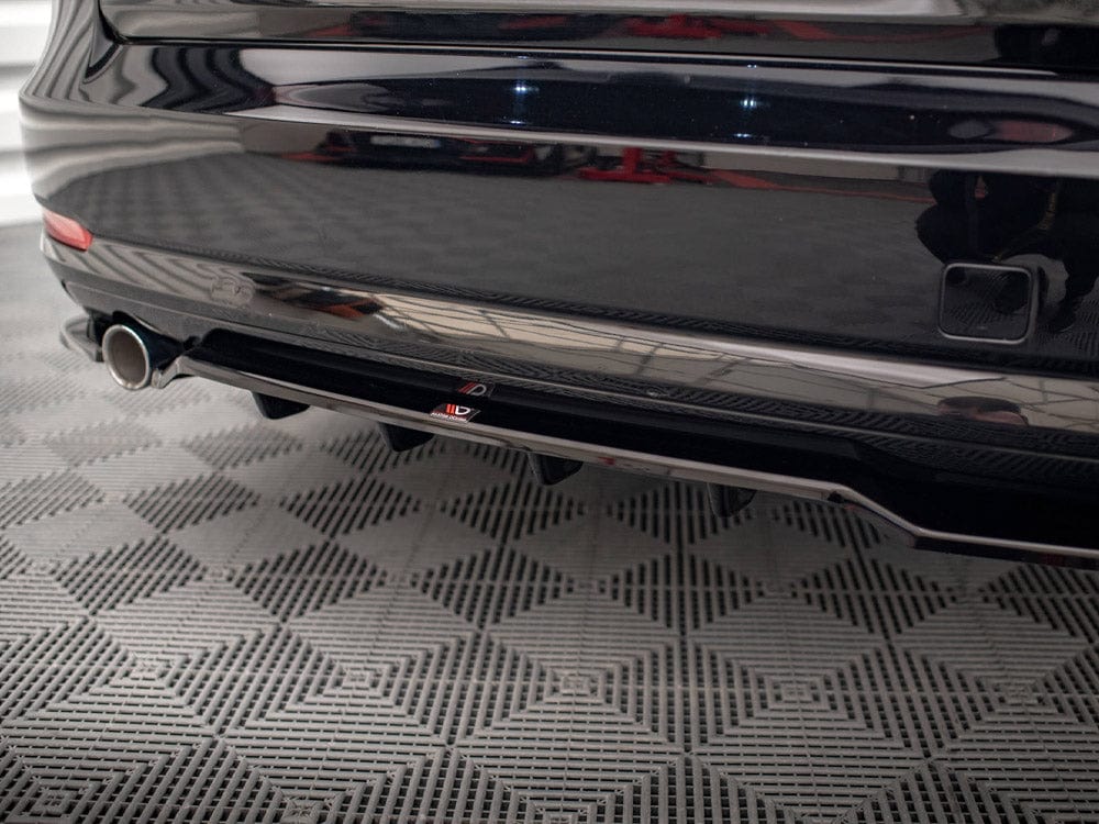 Maxton Design Central Rear Splitter (Vertical Bars) BMW 3 GT F34 Maxton Design SR