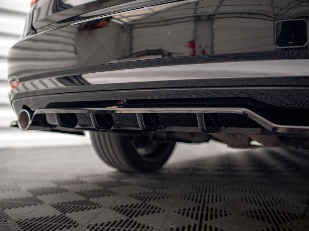 Maxton Design Central Rear Splitter (Vertical Bars) BMW 3 GT F34 Maxton Design SR