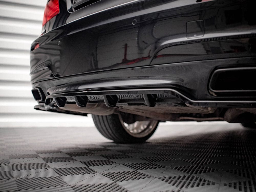 Maxton Design Central Rear Splitter (Vertical Bars) BMW 7 M-Pack F01 2008-2013 Maxton Design SR