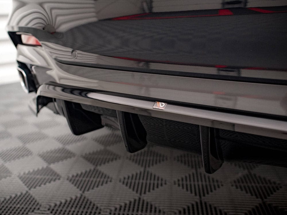 Maxton Design Central Rear Splitter (Vertical Bars) BMW X6 M Sport F16 Maxton Design SR