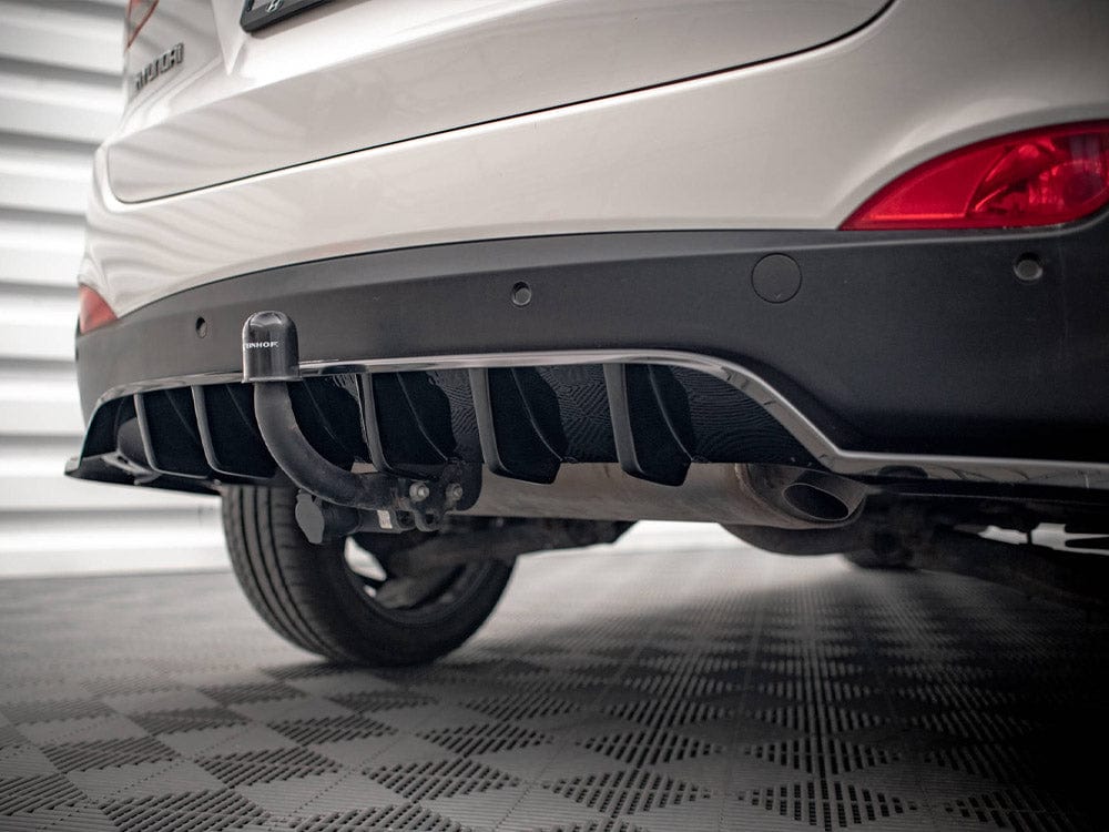 Maxton Design Central Rear Splitter (Vertical Bars) Hyundai IX35 Mk1 Maxton Design SR