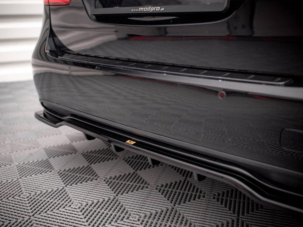 Maxton Design Central Rear Splitter (Vertical Bars) Mercedes B W246 Facelift Maxton Design SR