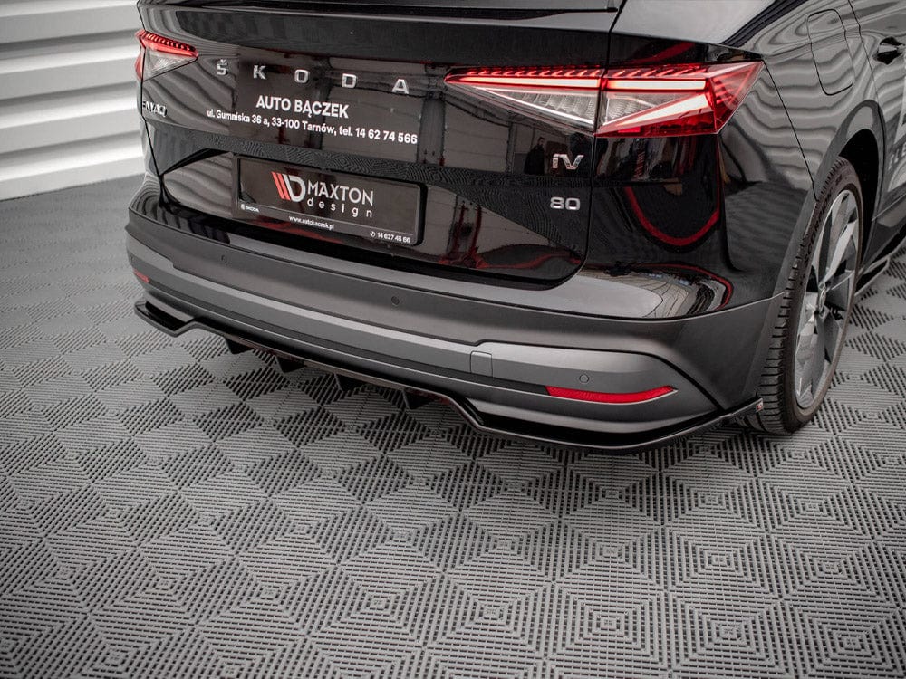 Maxton Design Central Rear Splitter (Vertical Bars) Skoda Enyaq IV 2020- Maxton Design SR