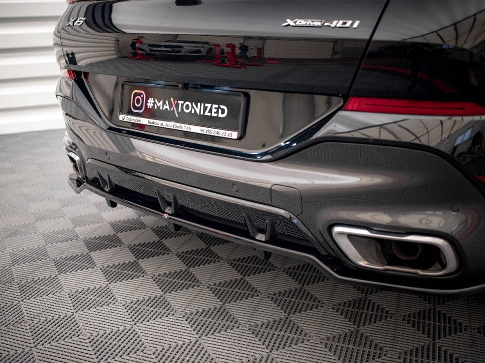 Maxton Design Central Rear Splitter (Vertical Bars) V.2 BMW X6 M-Pack G06 Maxton Design SR