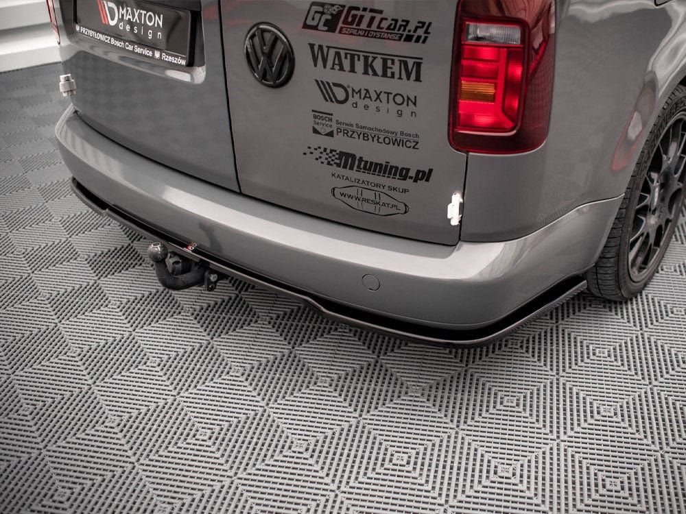 Maxton Design Central Rear Splitter VW Caddy Long Mk3 Facelift Maxton Design SR
