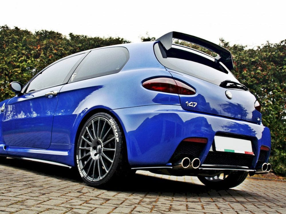 Maxton Design Gloss Black Central Rear Splitter (Vertical Bars) Alfa Romeo 147 GTA Maxton Design SR