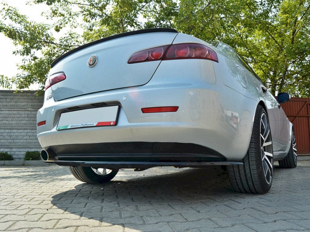 Maxton Design Gloss Black / No Central Rear Splitter Alfa Romeo 159 (Without Vertical Bars) Maxton Design SR