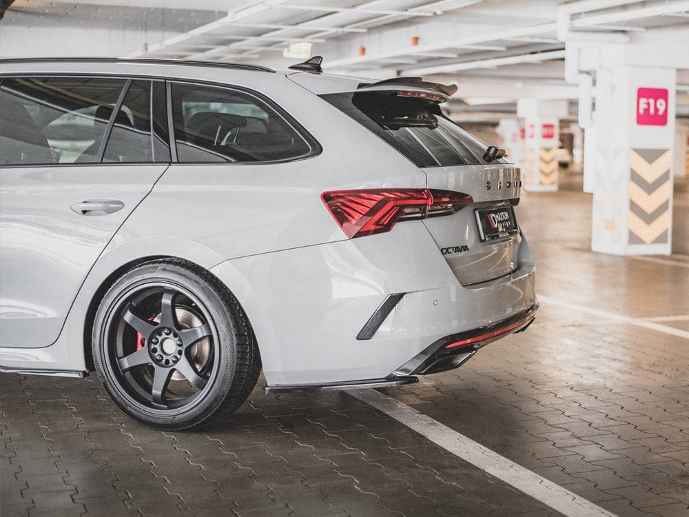 Maxton Design Gloss Black / No Rear Side Splitters V1 Skoda Octavia RS MK4 2020- Maxton Design SR