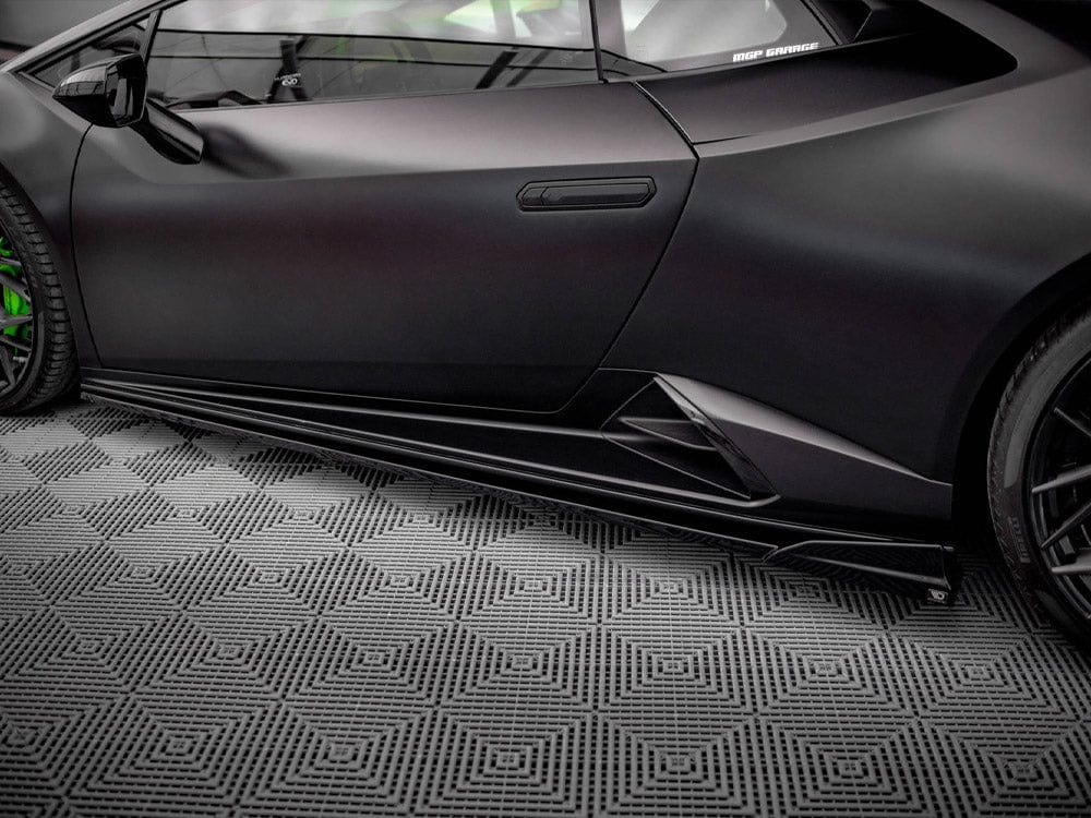 Maxton Design Gloss Black / No Side Skirts Diffusers Lamborghini Huracan EVO Maxton Design SR