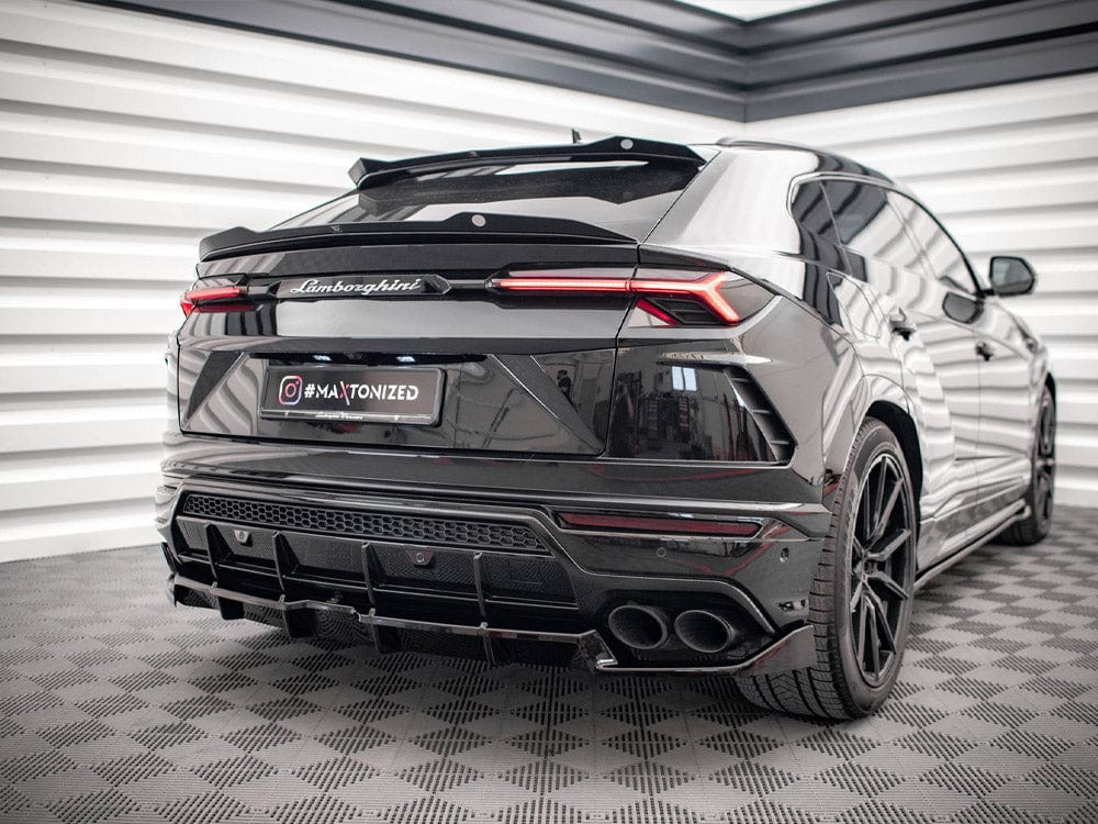 Maxton Design Gloss Black / White Central Rear Splitter (Vertical Bars) Lamborghini URUS MK1 Maxton Design SR