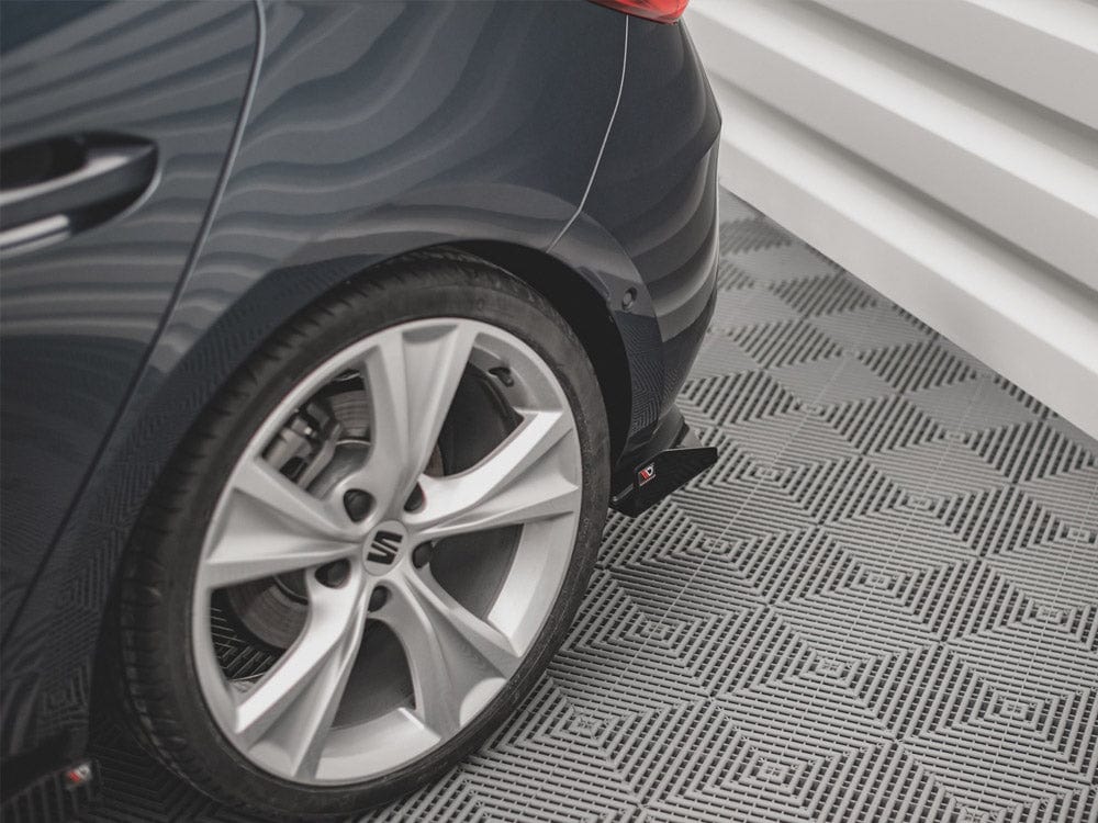 Maxton Design Red + Gloss Flaps Racing Durability Rear Valance (+flaps) Seat Leon FR Hatchback MK4 2020- Maxton Design SR