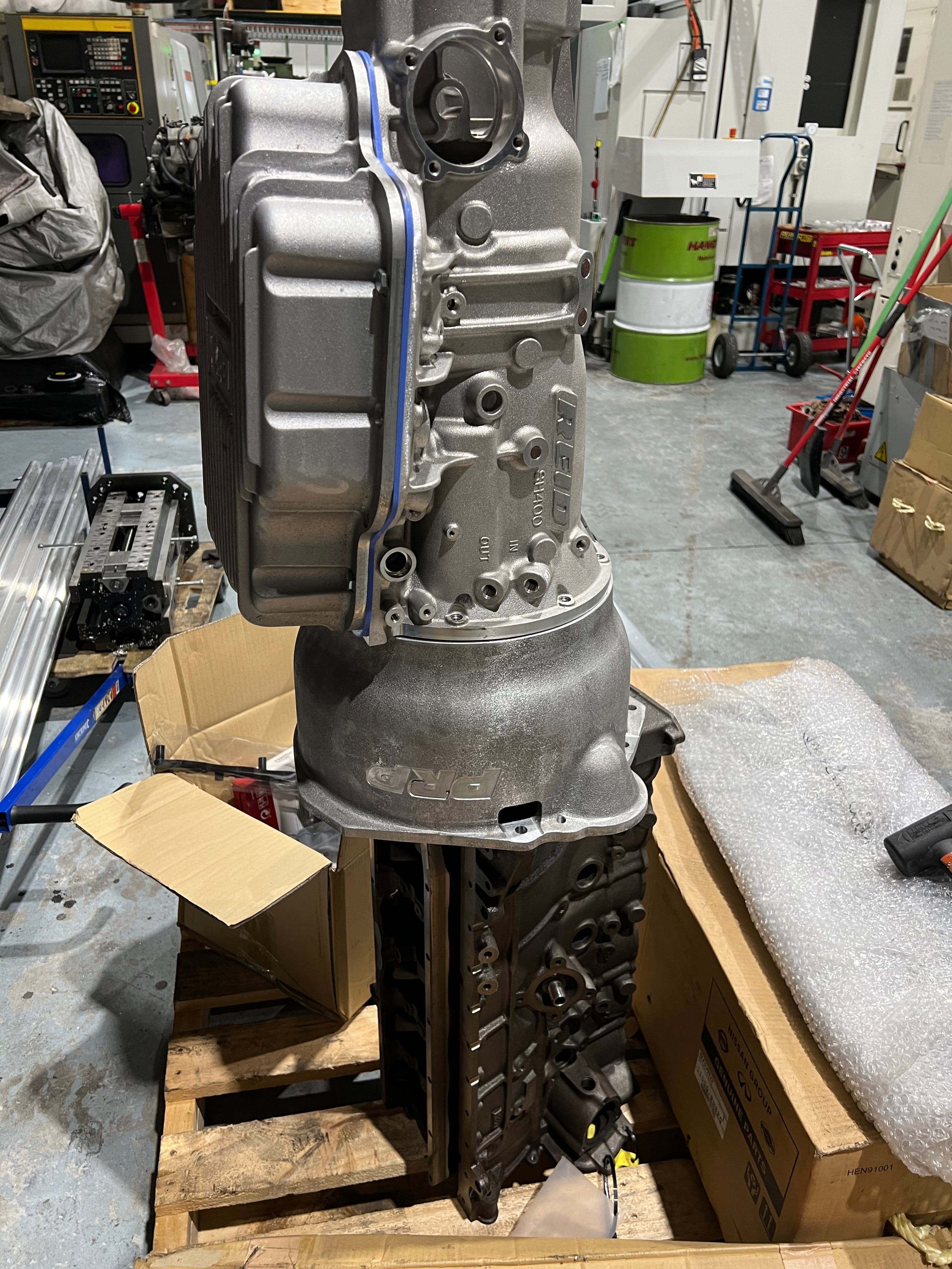 Platinum Racing Products Transmission Conversion Kit TH400 OEM Case 9 Degree (Straight Gearbox) / Bellhousing Only GT-R to Powerglide Transmission Conversion Kit SR