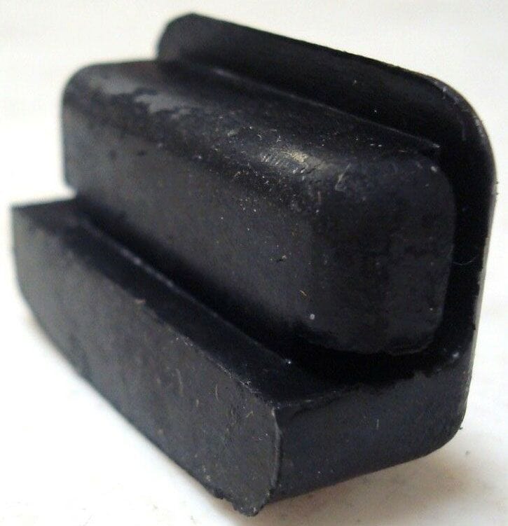 VINTIQUE Each Goes in Slot in Door Vintique 1937-48 Passenger Door Bumper VI78-702610 SR