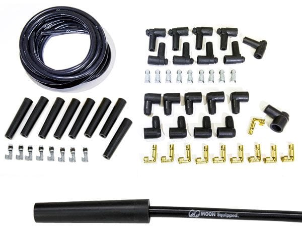 MOONEYES Straight Spark Plug With STD Or HEI Distributor Ends Mooneyes Black Universal Lead Set MNMQTA2444 SR