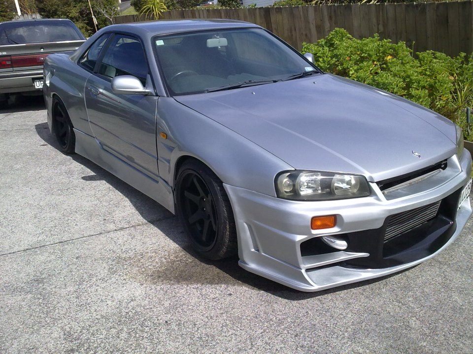 Luxury Sports BN Style Front Fender For Nissan Skyline R34