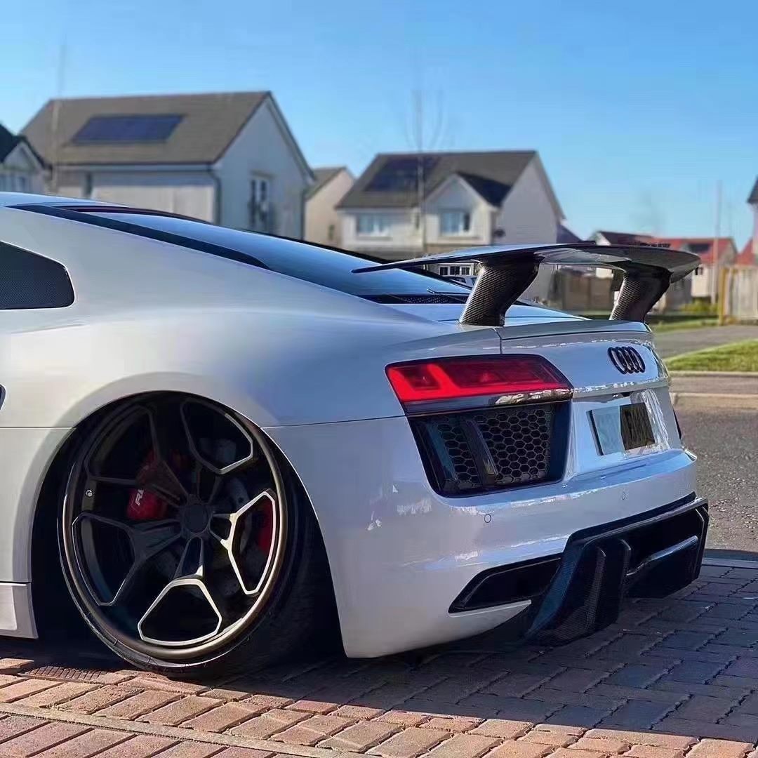 Luxury Sports Vorsteiner Style Carbon Rear Spoiler For Audi R8 4S 15 up -PP